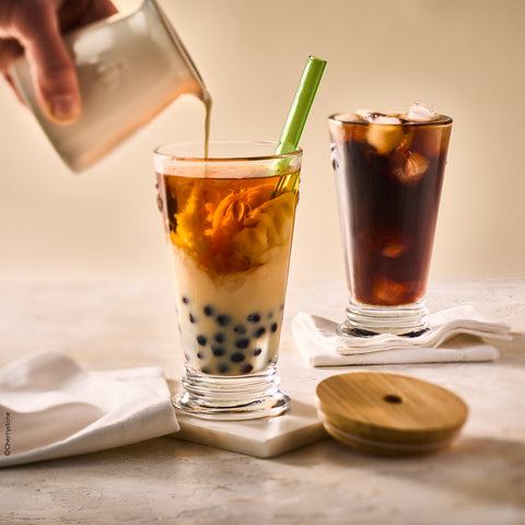 Coffret BUBBLE TEA ABEILLE Avec couvercle et paille verte - Transparent