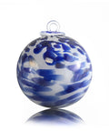Nuit mystérieuse BOULE DE NOËL  - Blanche, grains bleu cobalt et effects cuivrés
